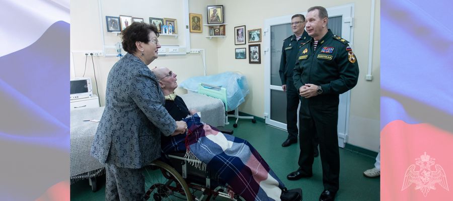 Директор Росгвардии Генерал армии Виктор Золотов поздравил с днем рождения Героя России генерал-полковника Анатолия Романова