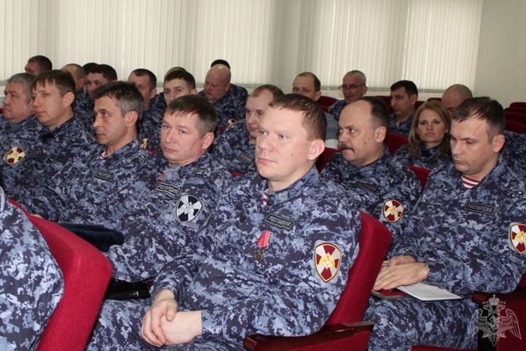 В Ростовской области сотрудники центра лицензионно-разрешительной работы отметили профессиональный праздник и подвели итоги работы за 2019 год 