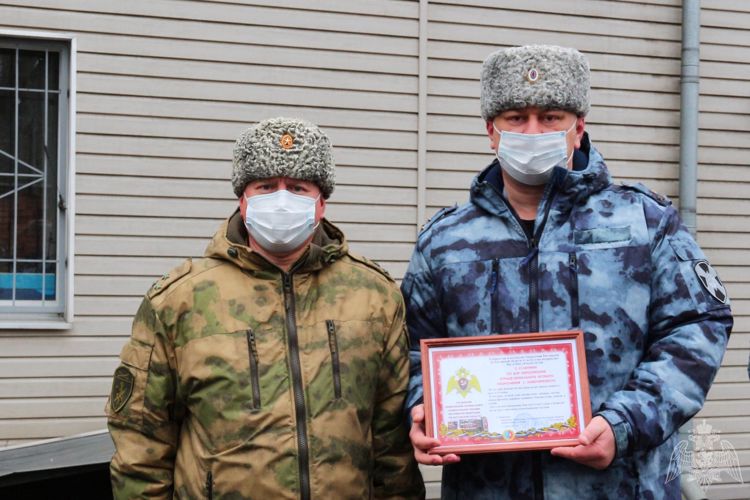 Бойцы новочеркасского ОМОН Росгвардии отметили 27-летие отряда 