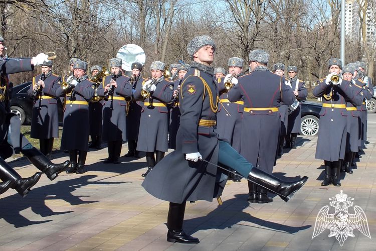 Донские росгвардейцы  отдали дань уважения ратным подвигам воинов-интернационалистов