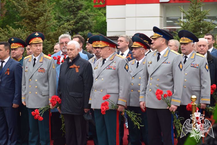 Представители Росгвардии приняли участие в открытии мемориала погибшим военным контрразведчикам в Ростове-на-Дону