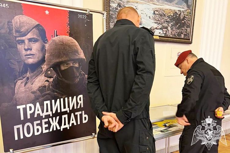 Дань памяти героев Сталинграда отдали росгвардейцы в Ростовской области