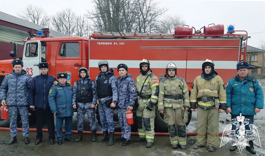 Росгвардия провела совместные с МЧС пожарно-тактические занятия в Ростовской области 