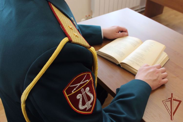 Акцию в честь великого русского писателя поддержали росгвардейцы Юга России 