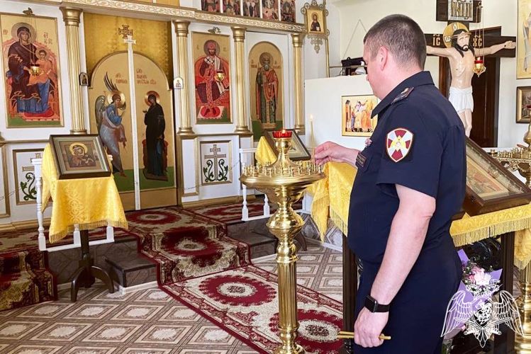 Молебен в память о небесном покровителе Росгвардии состоялся при участии росгвардейцев в донской столице