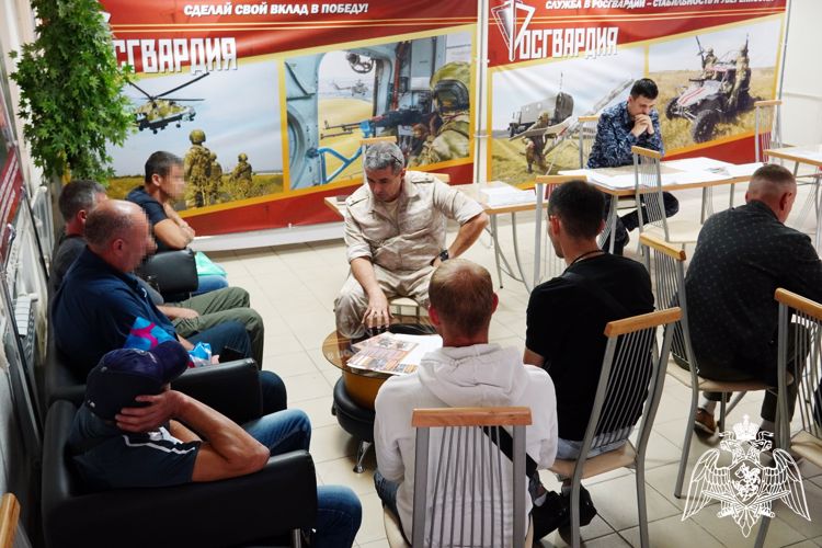 Росгвардия приглашает дончан поступить на службу по контракту