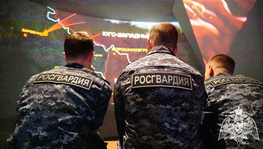 Молодые росгвардейцы приняли присягу в Ростовской области