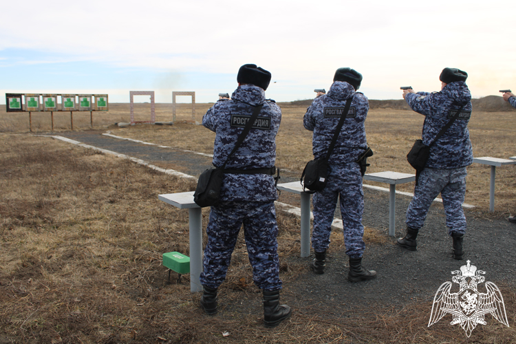 В Ростовской области прошли учебные сборы сотрудников вневедомственной охраны Росгвардии 