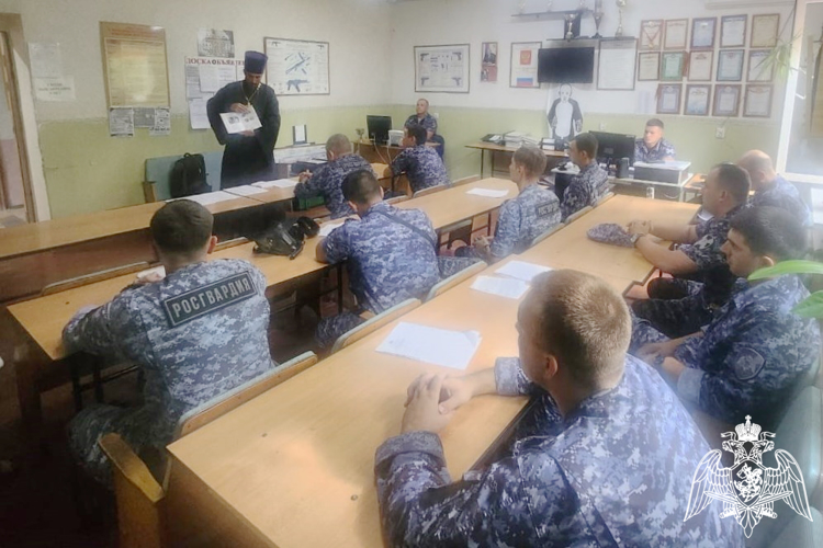 Память князя Владимира Святого почтили росгвардейцы в Ростовской области