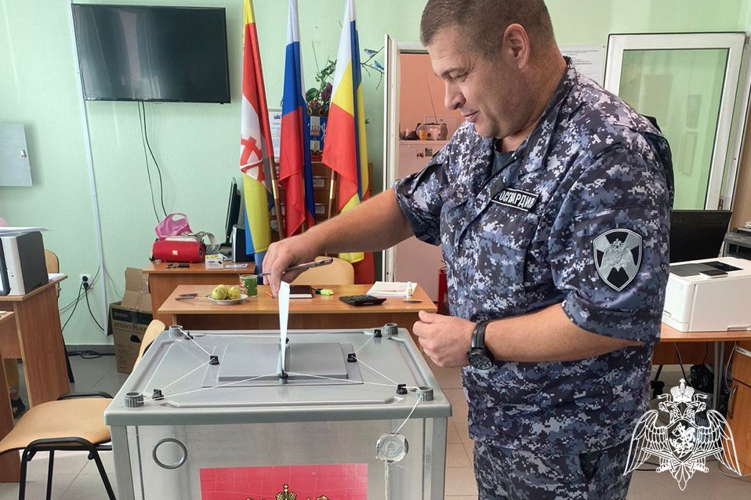 Росгвардия обеспечила безопасность проведения выборов на Дону 
