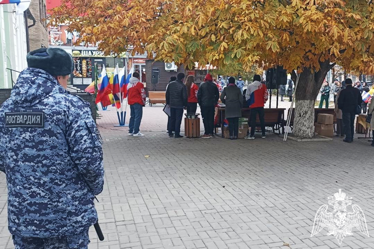 Росгвардейцы обеспечили правопорядок во время празднования Дня народного единства на Дону