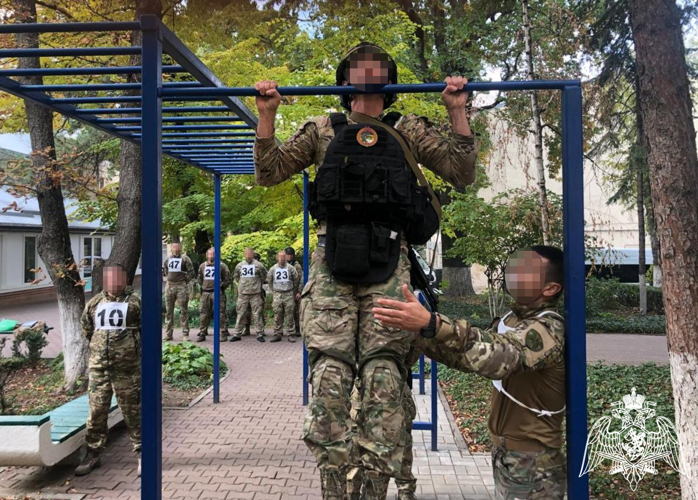 Очередной период подготовки завершили росгвардейцы в Ростовской области 