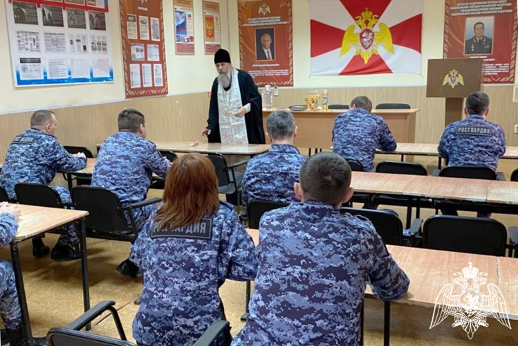 В Ростовской области росгвардейцы приняли участие в праздновании Крещения Господня 