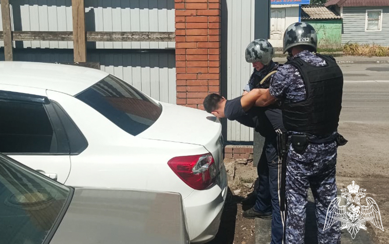 Росгвардейцы пресекли попытку кражи в Ростовской области