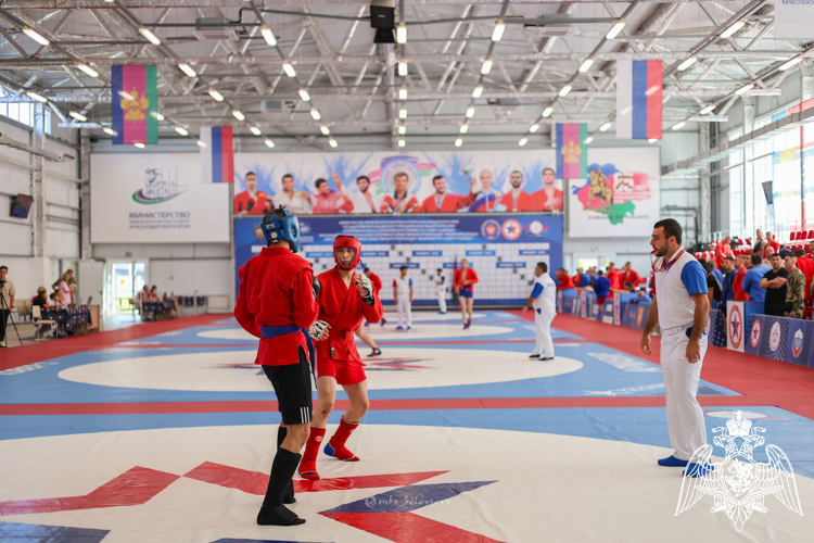 Донские росгвардейцы взяли четыре золота на чемпионате Южного округа по самбо