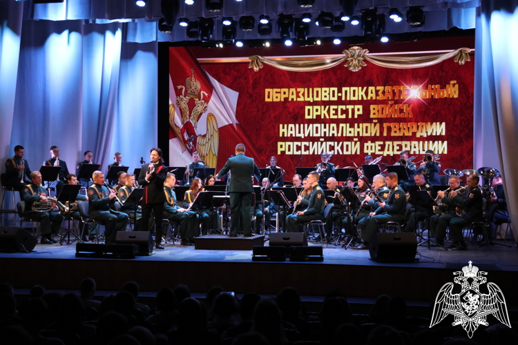 Образцово-показательный оркестр Росгвардии выступил с концертами в Ростовской области