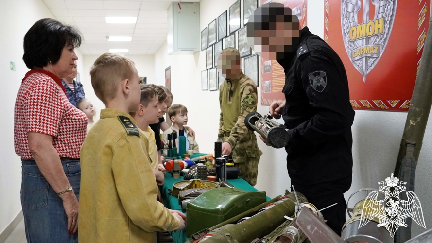 ОМОН Росгвардии встретил в своем отряде воспитанников подшефного детского дома в Ростове-на-Дону