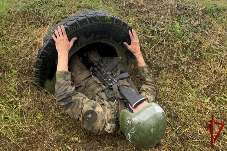 Обладателей крапового берета определили в Южном округе Росгвардии 