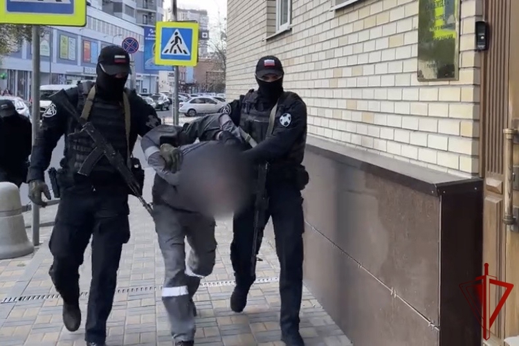 Подозреваемого в финансировании терроризма задержали при участии спецназа Росгвардии в Ростове-на-Дону